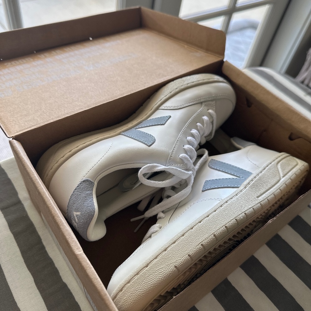 Veja sneakers